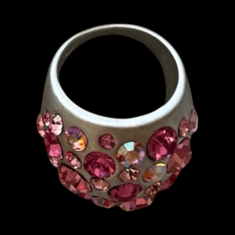 Elegant Pink Crystal Ring - Picture 2 of 2